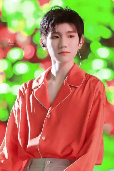 六周年演唱会王源