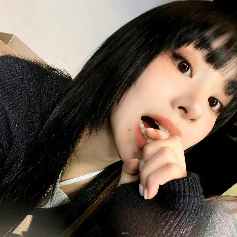 孙彩瑛头像    好酷