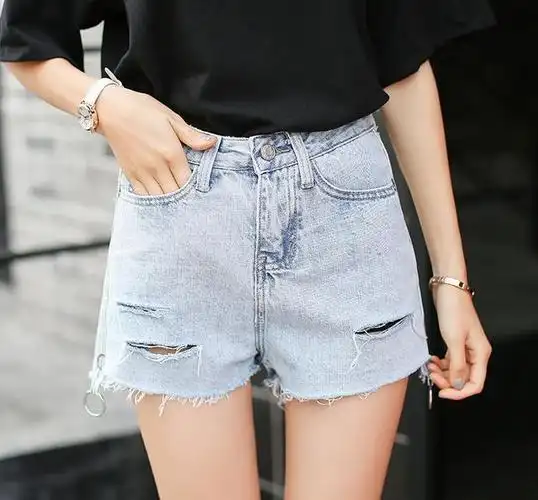 简约而时尚的牛仔短裤, 休闲时尚范十足|牛仔短裤|高腰|破洞_新浪新闻
