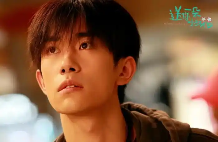 易烊千玺的韦一航被华鼎奖提名看清竞争者是谁千玺恐难超越