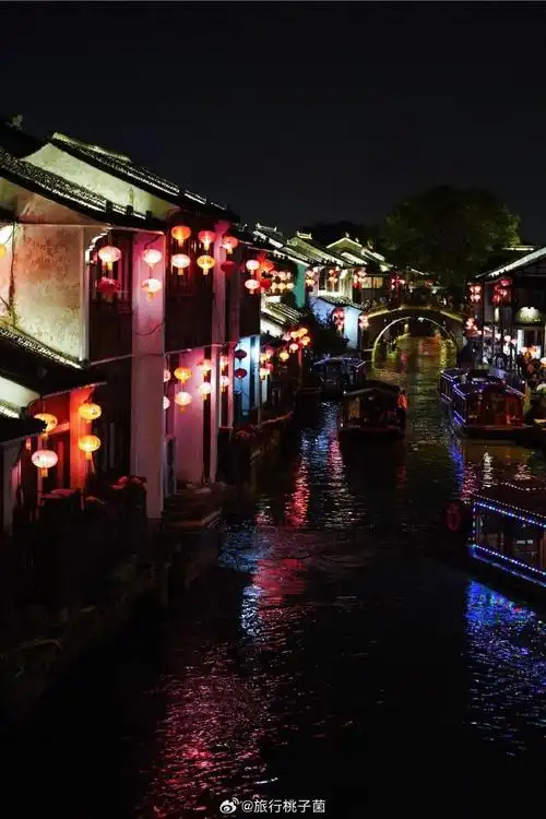 缩影"  在老苏州眼里,是先有平江路,再有苏州城    这里有烟雨巷子