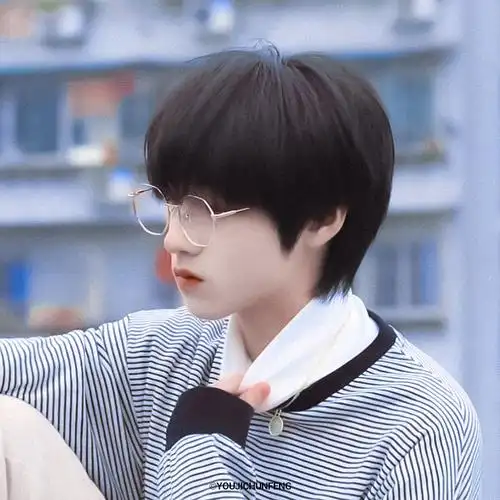 朱志鑫|眼镜学长