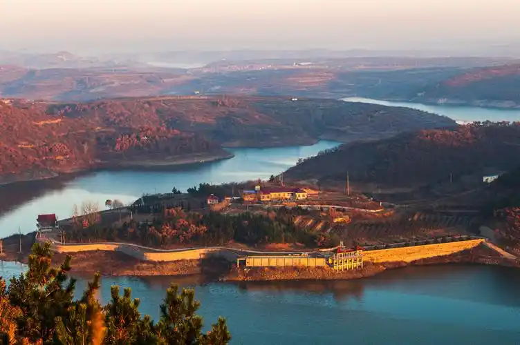 莱阳沐浴水库一角