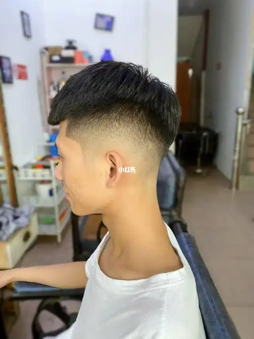 渐变瓜子头发型06