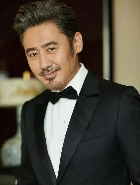 中国男人留胡子好看吗胡子造型图片详解