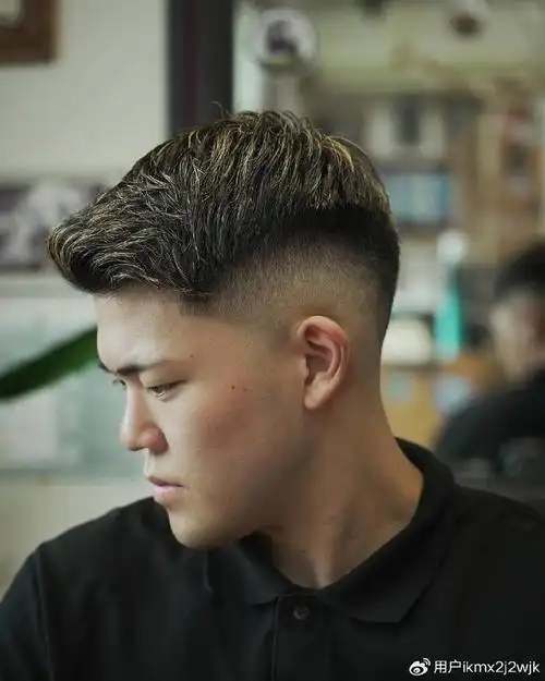 两侧铲短男发,让你帅出新高度,清爽利落还时尚|男发|发型|男士_新浪