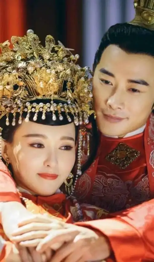 有一种"恩爱"叫罗晋唐嫣,结婚5年后,给内娱夫妻"上了一课"