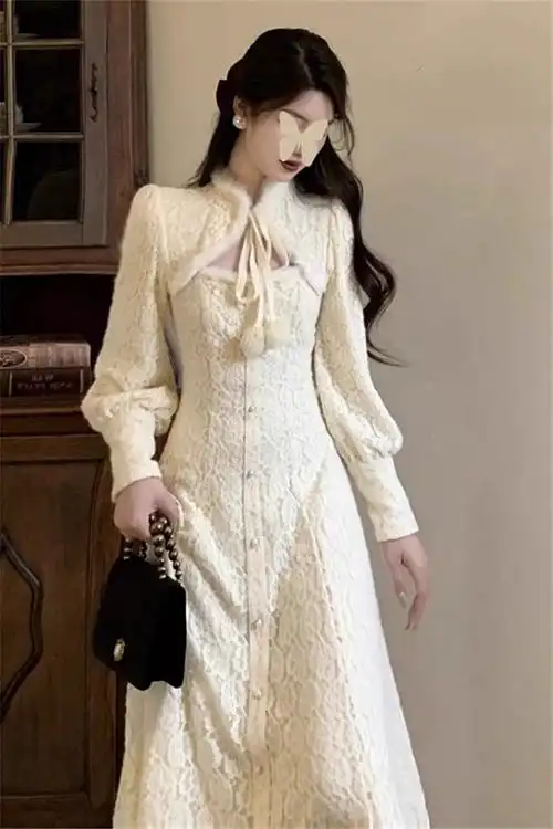 富家千金温柔风连衣裙女秋冬高级感小香风气质女神范镂空别致长裙