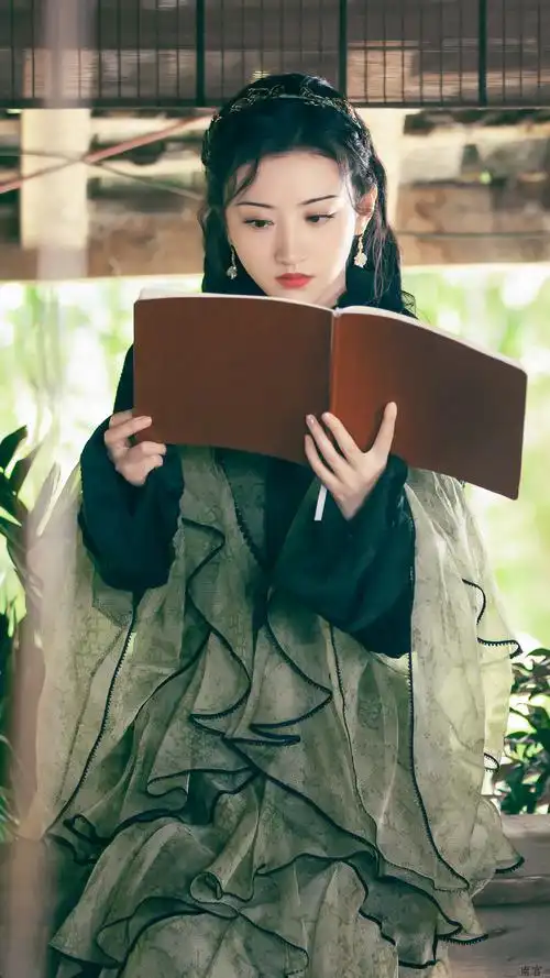 司藤##司藤上山挖白英