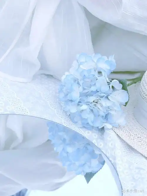 蓝色系ins风背景图(可当壁纸)