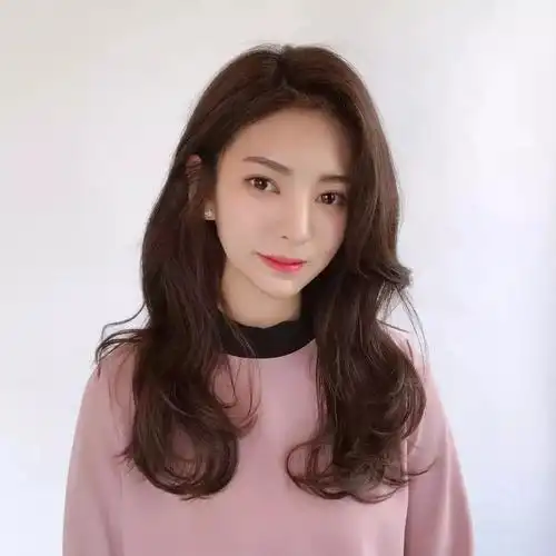 大脸妹子必选的三款发型脸大的人适合什么发型