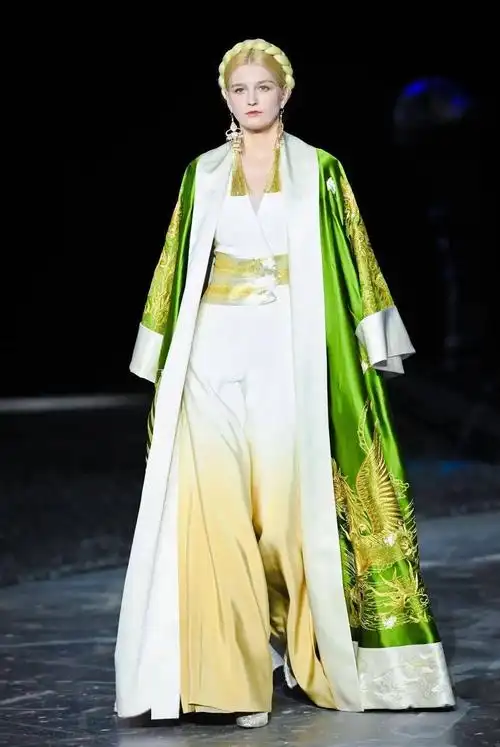 盖娅传说2021秋冬系列发布国风凛艳盛装起征途