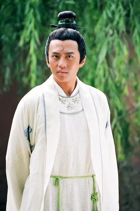 是广州东方明珠影视文化发展有限公司2005年出品的古装悬疑推理剧