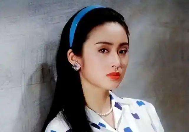 张敏年轻时惊艳了一个时代,她饰演的角色太多了,哪个惊艳了你呢!