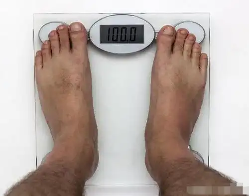 男人身高175cm左右标准体重是多少斤对照一下你达标了吗