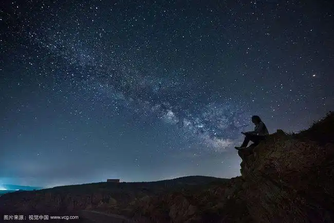 一个人安静的图片