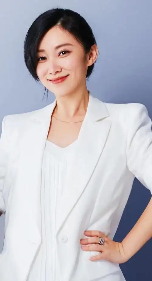 贝倩妮:廿年主持生涯创新进取实践,文化传播领域铸造非凡成就