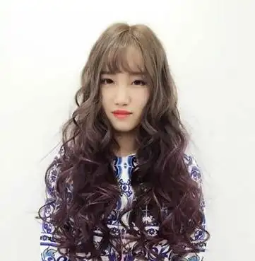 小女孩长发卷起怎么梳好看 怎么弄卷小女孩的头发 - 发型设计 - 辣妈