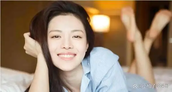 钟楚曦征服冯小刚迷倒李现再恋张云龙她的魅力究竟何在