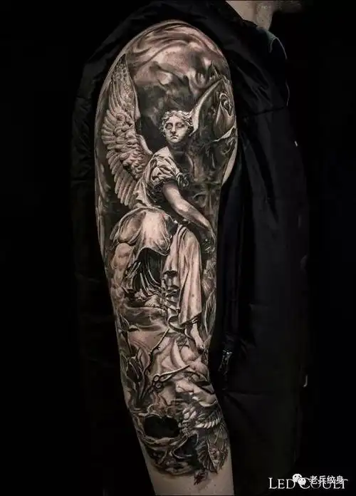 纹身小图案(2021最火纹身图案)