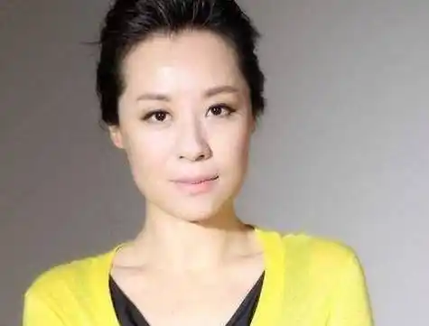 但是也有成功转过来的演员,就像李伊通一样,事实上,李义刚本身并不差.