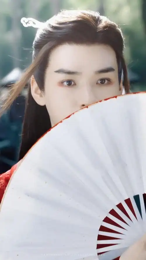 一眼竟万年温客行月下摇扇yyds有多少人是这里入坑的