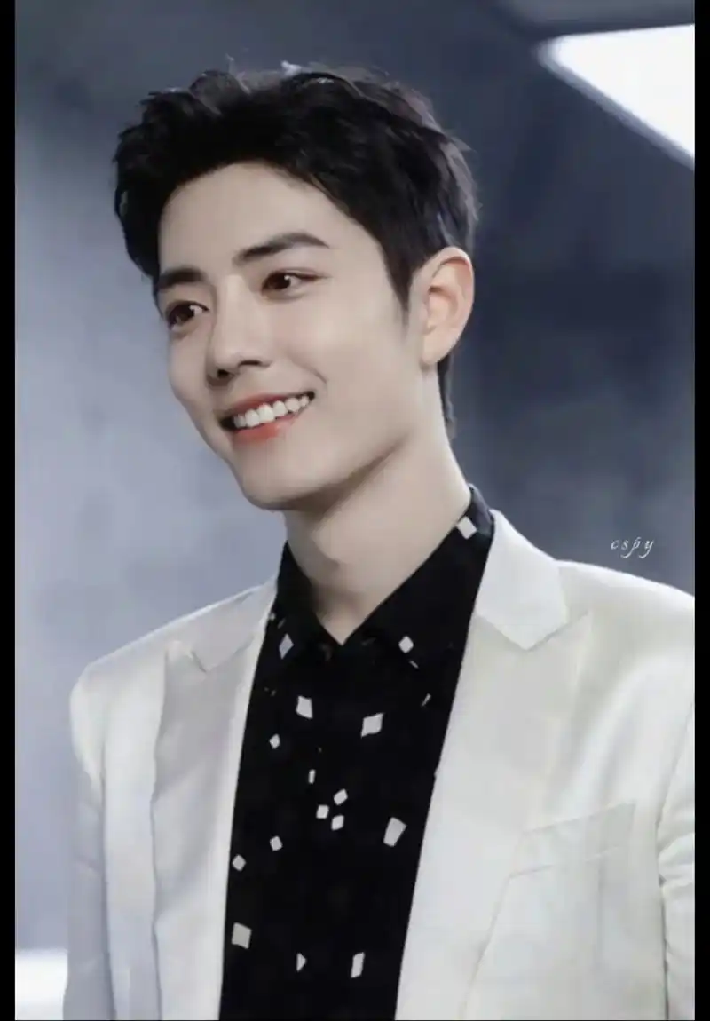 好可爱的肖战 90 #治愈系笑容 #一眼沦陷 #笑起来很甜 - 抖音