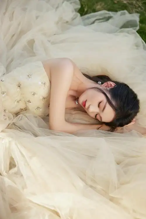 段奥娟官宣丝绸之路国际电影节##直击第十届丝绸之路国际电影节