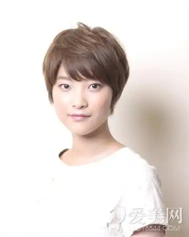 最适合方脸9款短发 清新爽朗又修颜