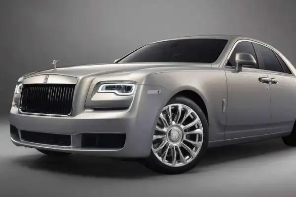 世界上最贵的车77亿劳斯莱斯银魅仅一辆存世皇室专属