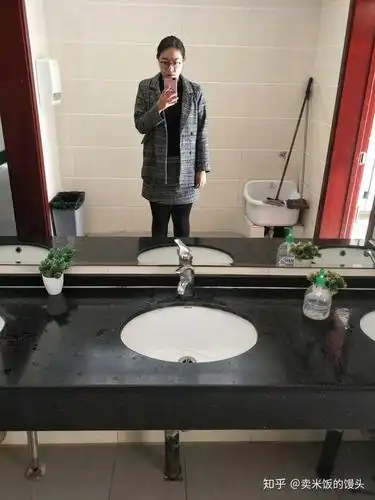 我的对象是被脸骗来的…… 170cm,160斤……… 照相从来不拍全身,都是