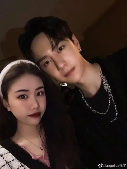 和王一博第一次合照