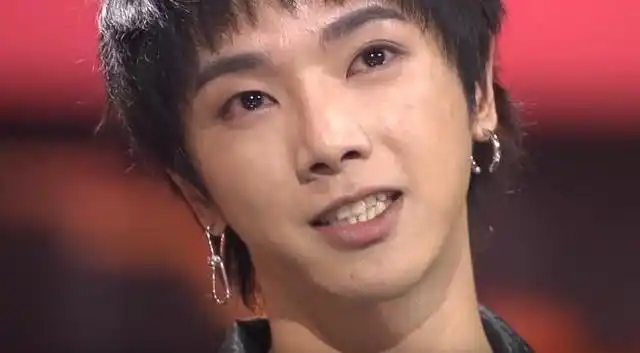 华晨宇欲哭无泪痛心文兆杰被淘汰认为杨幂太偏心田四火