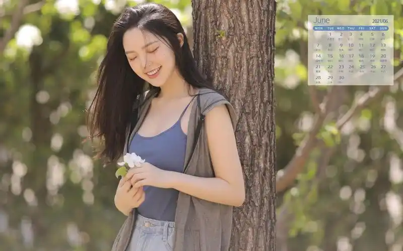 2021年6月清纯美女夏日唯美性感图片日历,月历壁纸-回车桌面