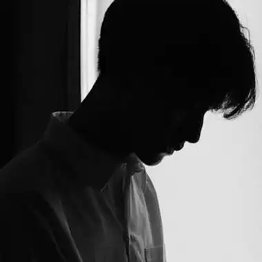 极度伤心绝望头像男生 男生头像图片大全 -【爱个性】