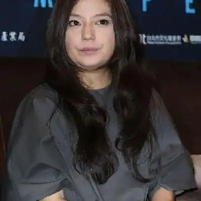 【图】赵薇胖了近照曝光 身形微凸脸部圆润(3)_大陆星闻_明星-超级