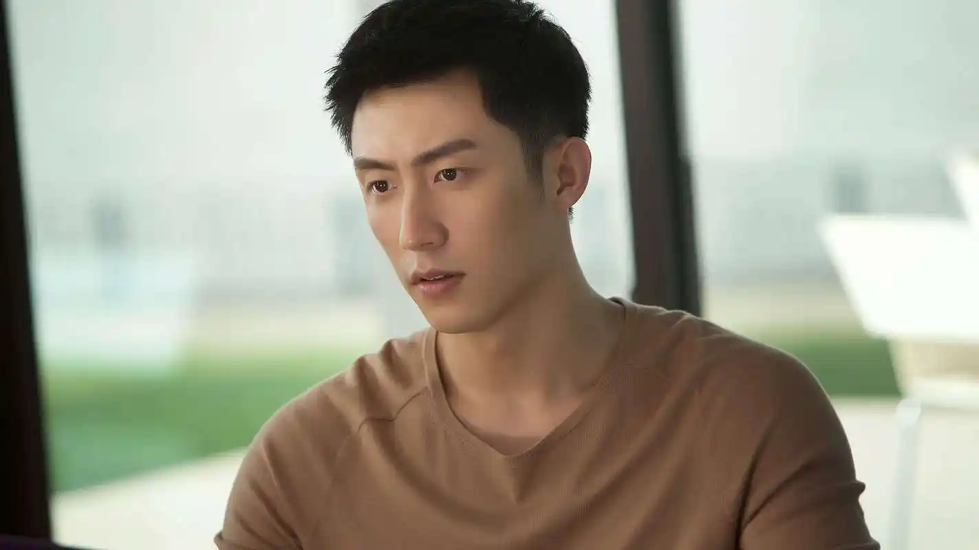 凭耽改剧爆火黄景瑜如今又在言情剧中如鱼得水是转型成功了