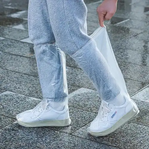 一次性雨鞋套防水雨天防滑加厚耐磨学生儿童室外脚套防雨外穿雨靴