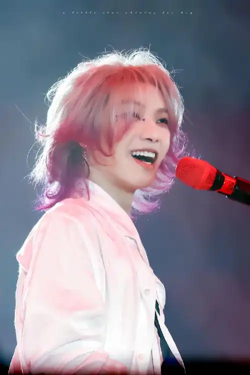 华晨宇超话好喜欢宝贝无所顾忌跟我们撒娇的样子.