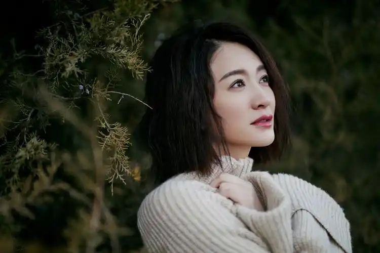 李小冉说,她从没有年龄焦虑,反而这些年遇到的角色比以前更丰富了.