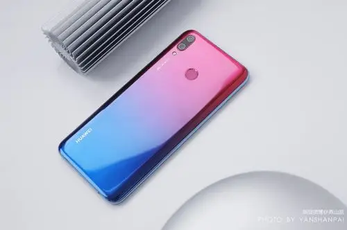 千元旗舰智慧四摄 华为畅享9 plus给你带来不一样的美