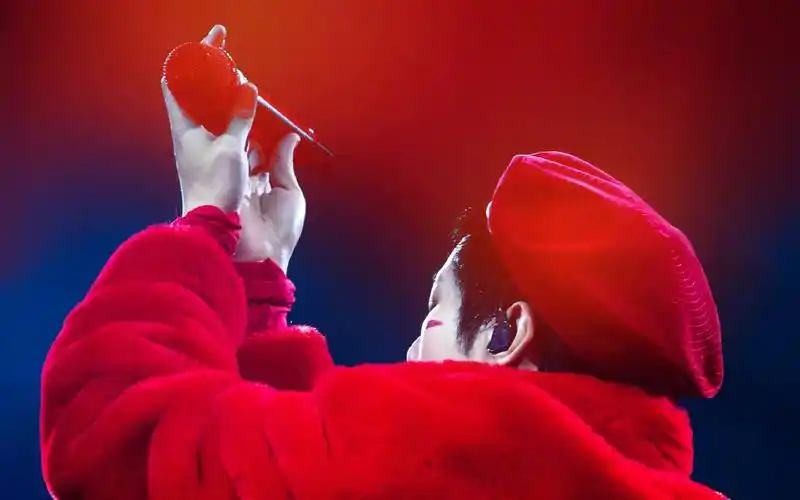 斗牛【华晨宇海口演唱会】