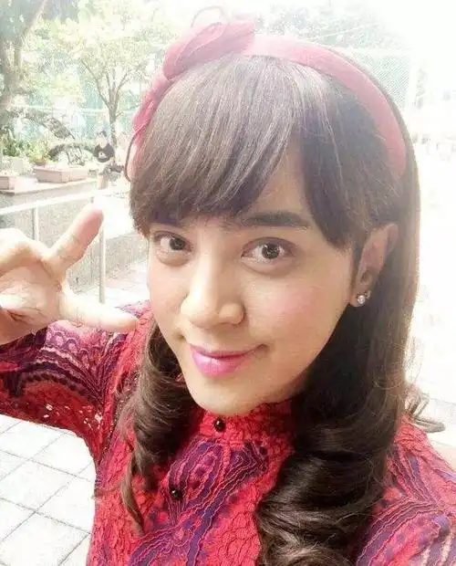 陈晓女装太惊艳!吴京,霍建华,李易峰简直闪瞎眼|163_手机网易网