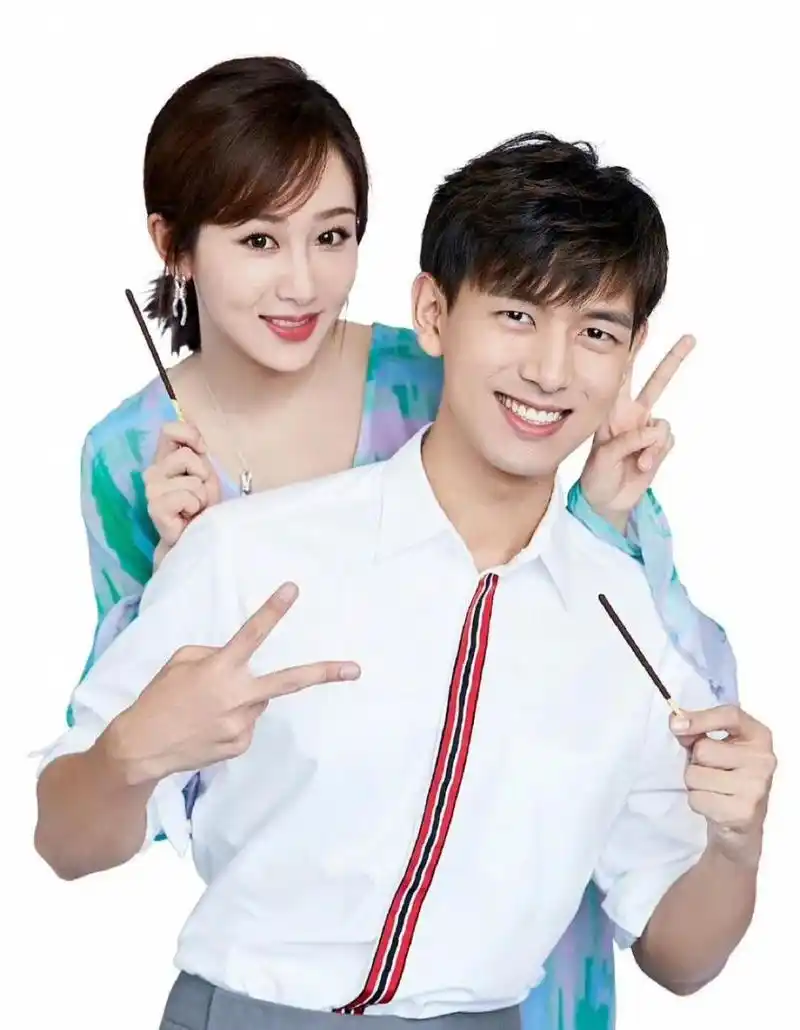 杨紫李现官宣  杨紫李现领衔主演剧《国色芳华》官宣!