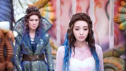 麦迪娜饰演人鱼公主岚裳