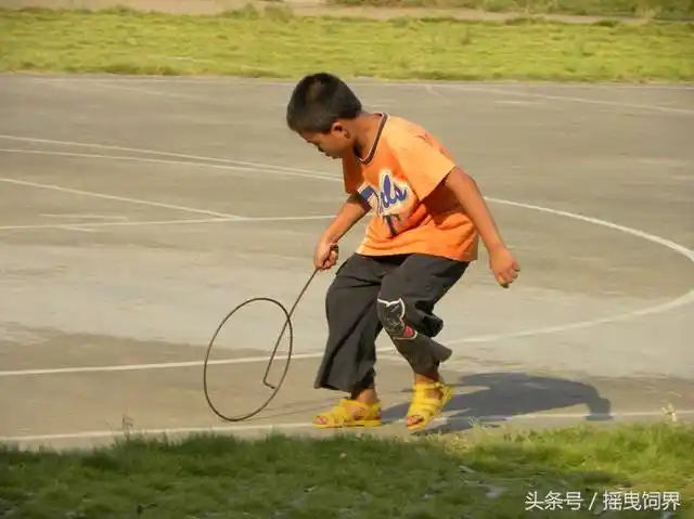 小时候,抓过这个虫子吗?