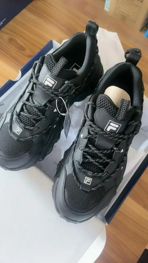 fila斐乐 #斐乐鞋子 #得物宝藏鞋分享 #我在得物买的第一双斐乐 缮