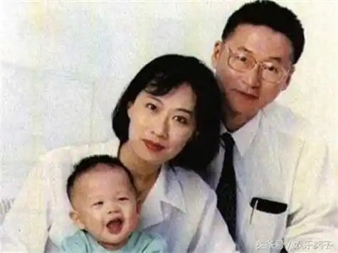 61岁陈燕华全家近照(陈燕燕晚年照片) - 蚂蚁问答网
