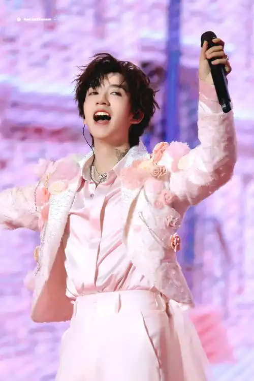 贺峻霖考试成绩出来了