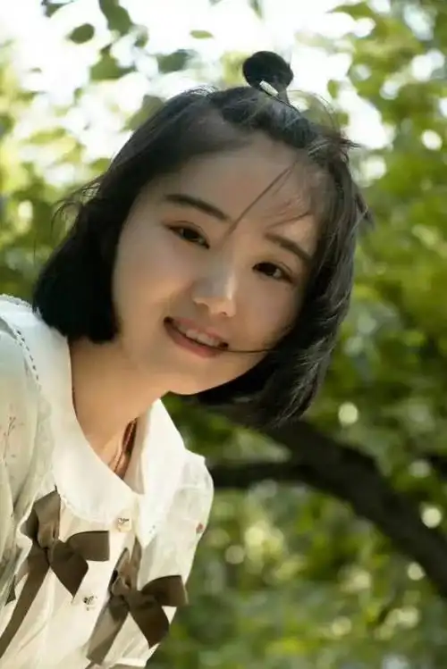 中国成语大会六强潘璟瑶寄语12刻悲欢一例付歌吟